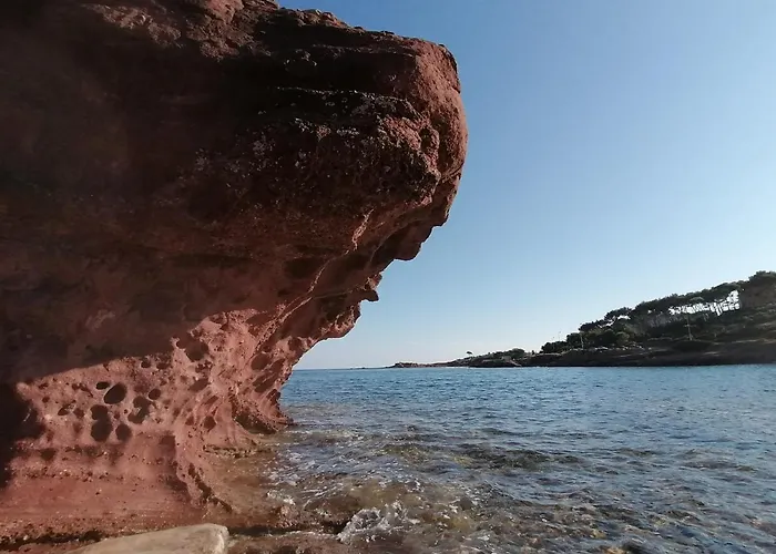 Voilier De Charme à Quai Botel Saint-Raphaël